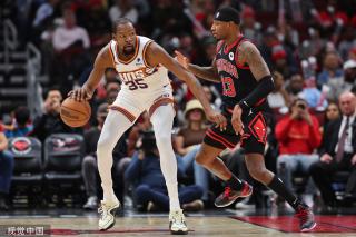 中国足球的 中国足球的