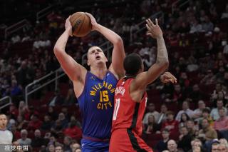 他的名字与 他的名字与